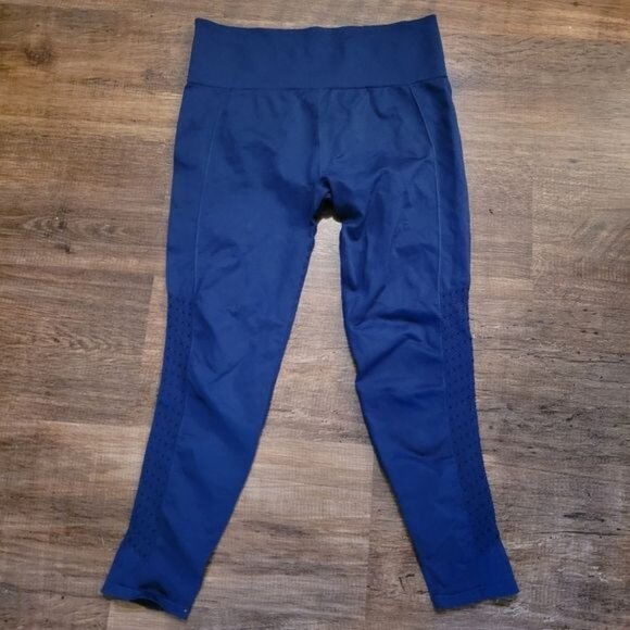 Dark Blue Fabletics Leggings Side Textured gym yoga large - Picture 1 of 5